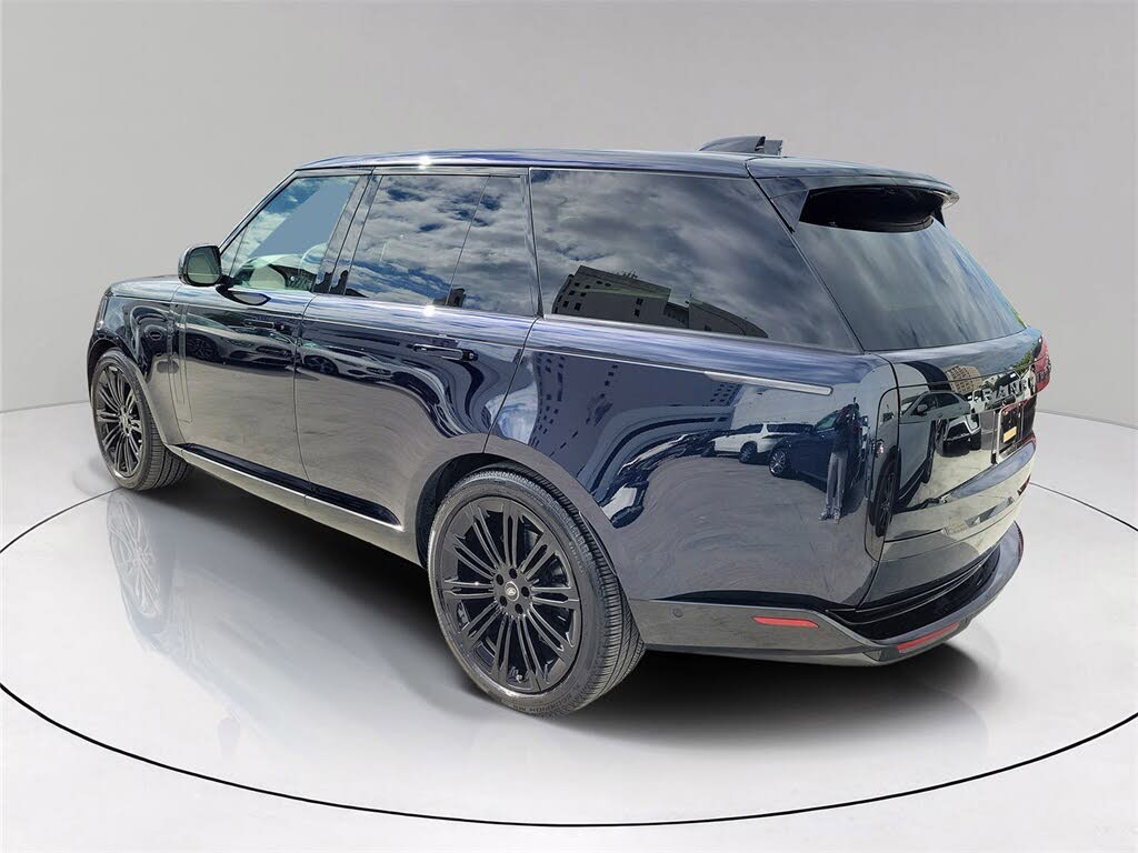 2025 Land Rover Range Rover P530 SE AWD