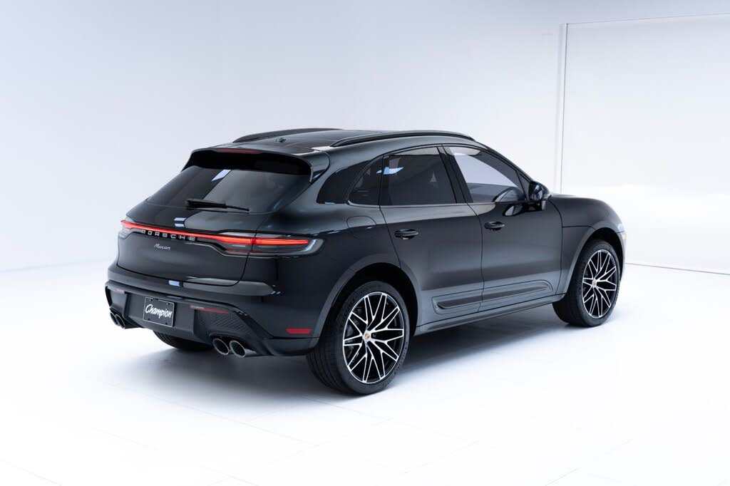 2025 Porsche Macan
